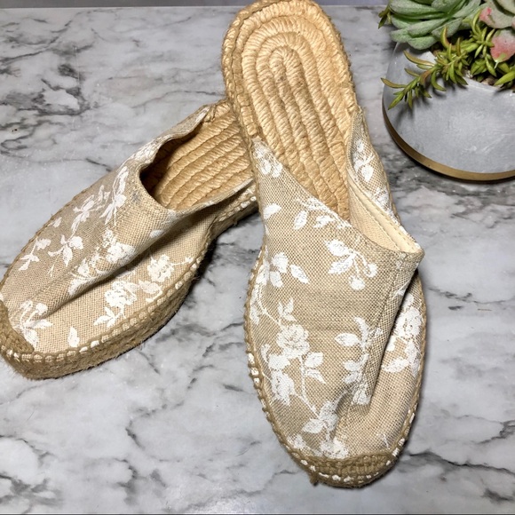 Cousu Main Shoes - Cousu Main Linen Slip on Wedge Sz 5